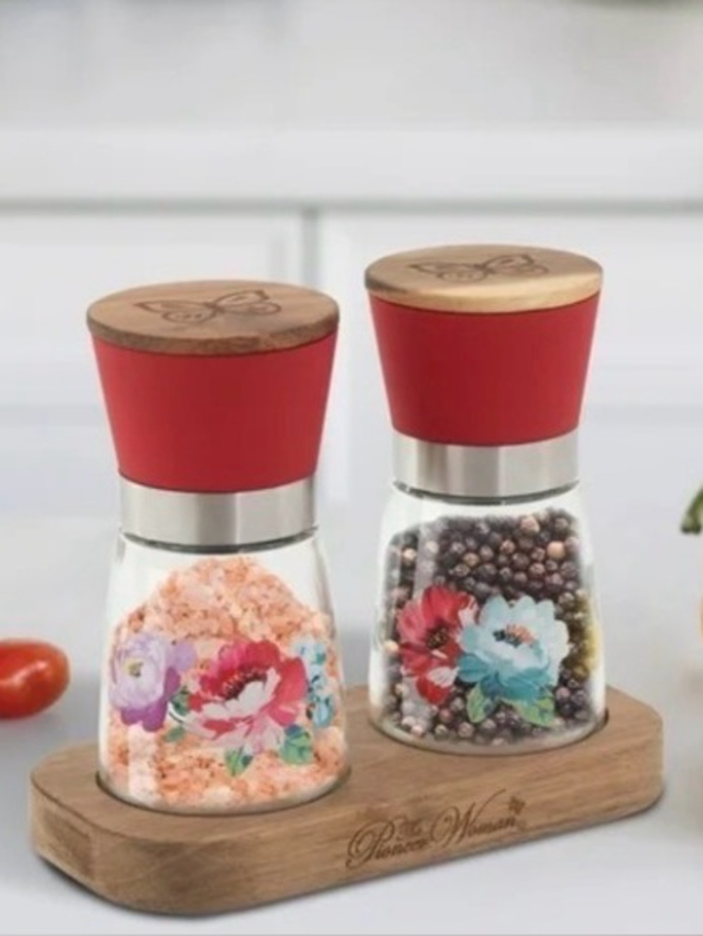 🌺 Last Set! 🌺 New The Pioneer Woman Sweet Romance Salt and Pepper Grinders, Red